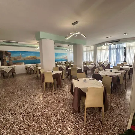 Ξενοδοχείο Vienna 3*