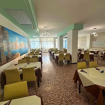 Hotel Vienna 3*